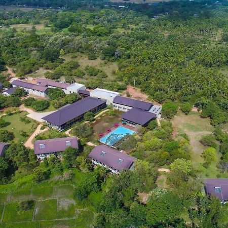 Tropical Life Resort And Spa Dambulla Exterior photo