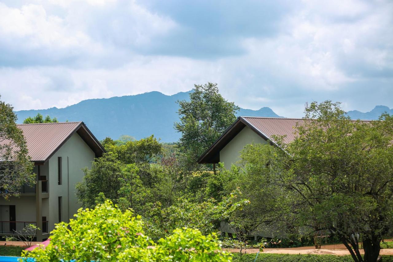 Tropical Life Resort And Spa Dambulla Exterior photo